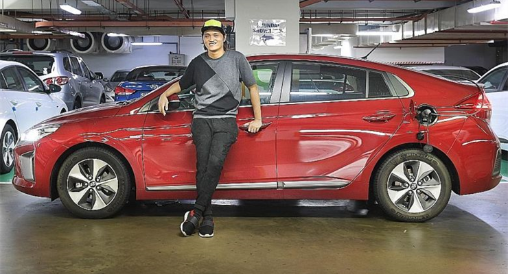Hyundai Ioniq Electric owner