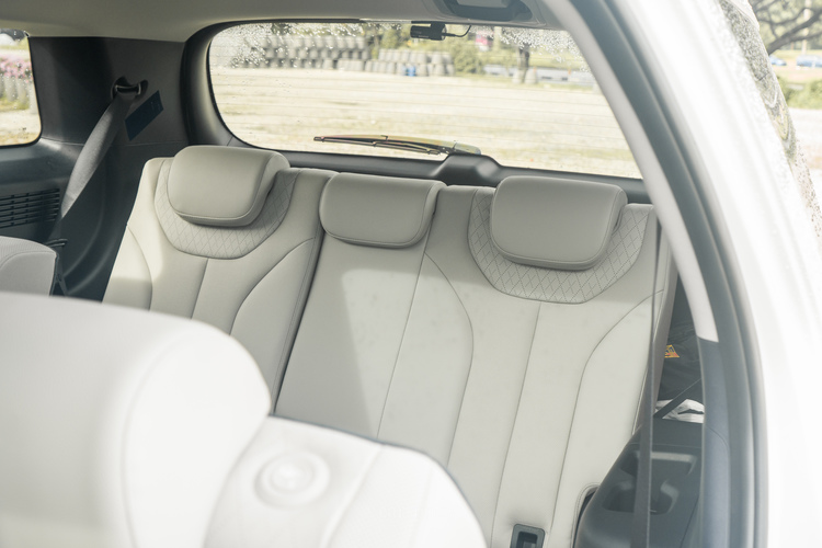 Hyundai Palisade back seats